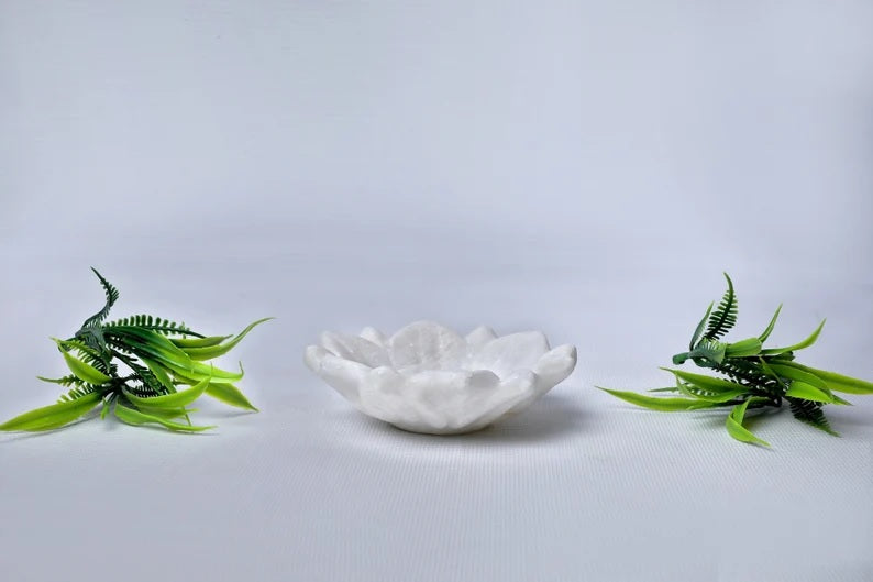 White Marble Lotus Plate Handcarved Bowl image 3