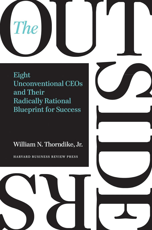 The Outsiders (Paperback)- Thorndike image 1