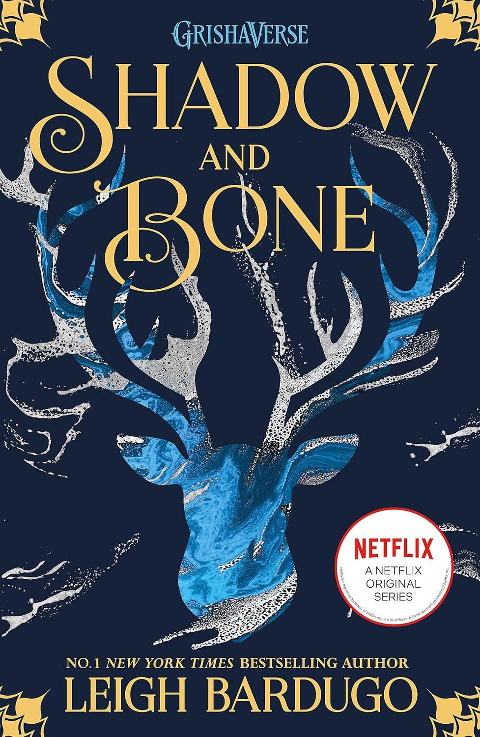 SHADOW AND BONE  BOOK 1 & SIEGE AND STORM  BOOK 2 image 3